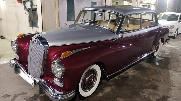 Merc300 1956 paint